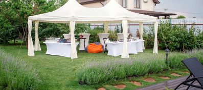 How To Choose a Party Rental Company for Your Wedding